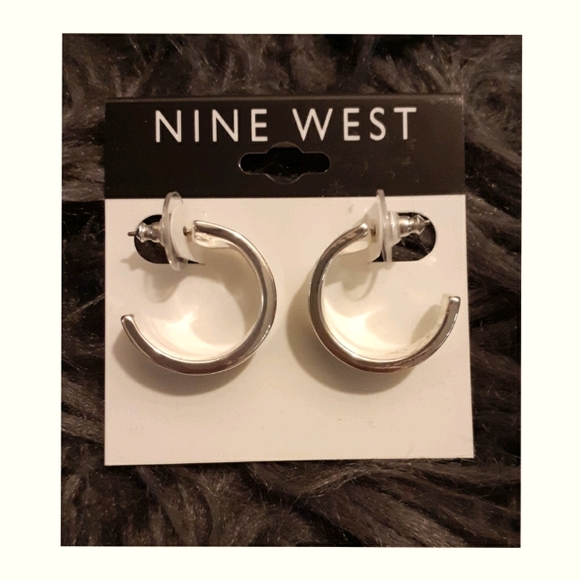 💕NWT Nine West Hoop Earrings - Picture 1 of 5